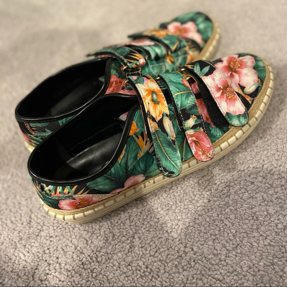 Fergie floral sneakers